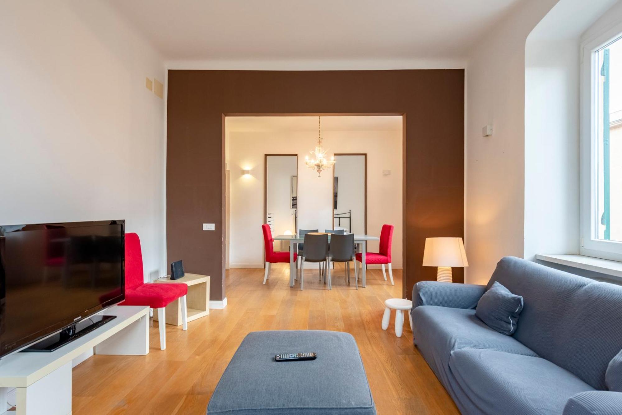 Joivy Family Friendly Apt For 6, Near Royal Palace Museum Genoa Luaran gambar