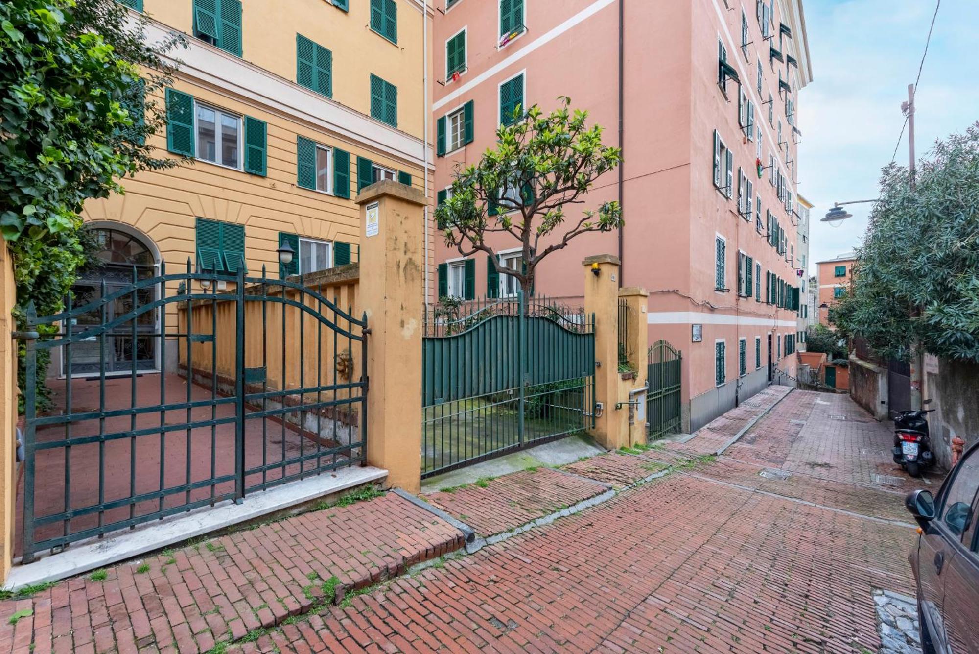 Joivy Family Friendly Apt For 6, Near Royal Palace Museum Genoa Luaran gambar