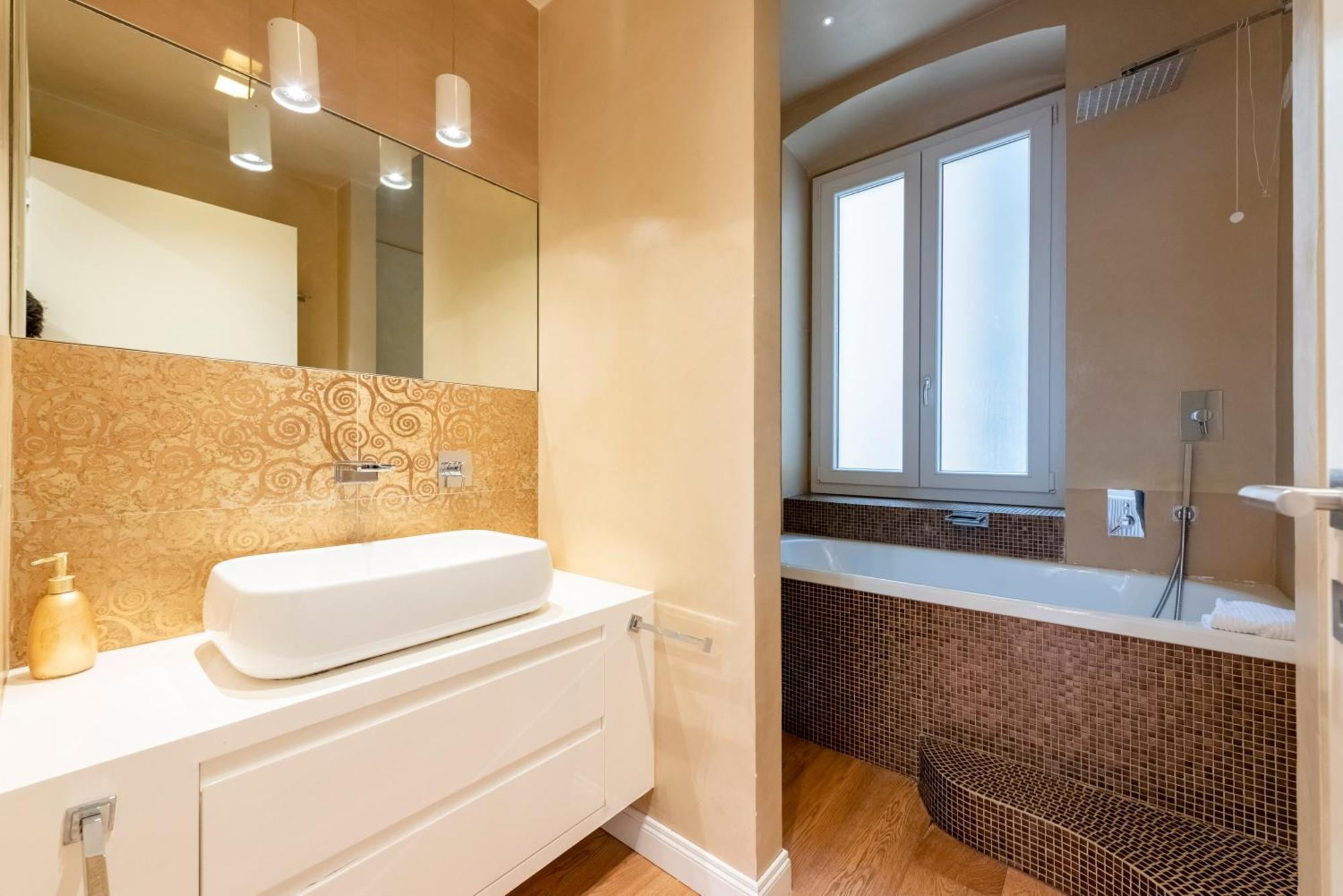 Joivy Family Friendly Apt For 6, Near Royal Palace Museum Genoa Luaran gambar