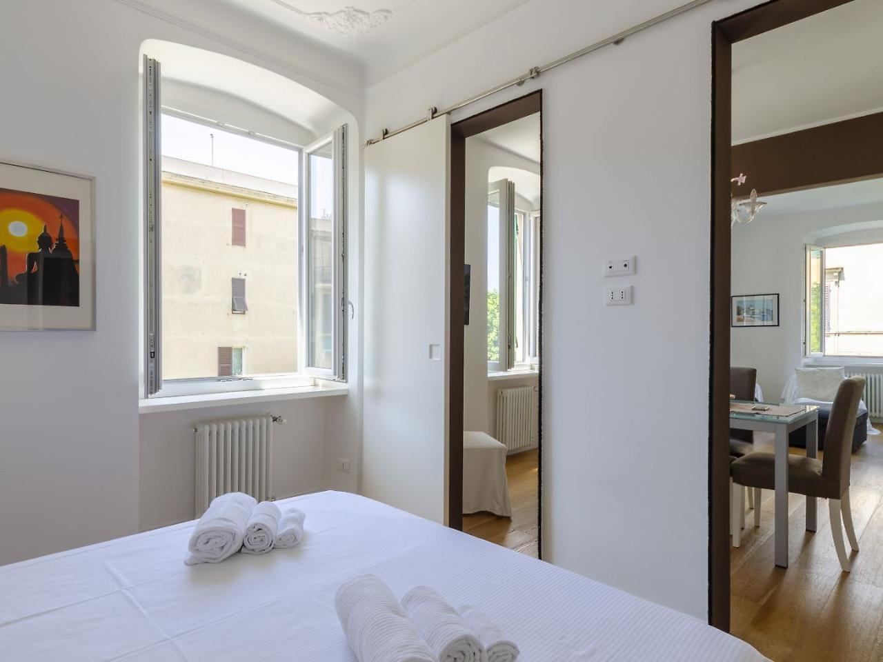 Joivy Family Friendly Apt For 6, Near Royal Palace Museum Genoa Luaran gambar